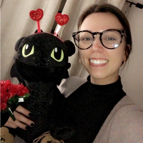 Meet your Posher, Madison - Picture 1 of 1